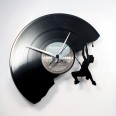 Designové nástěnné hodiny Discoclock 071 Horolezec 30cm